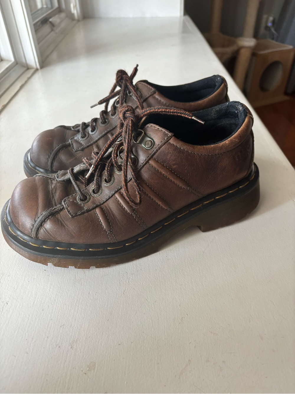 Dr. Martens Brown Leather Oxford Lace-Up Round Toe Men's AU 5